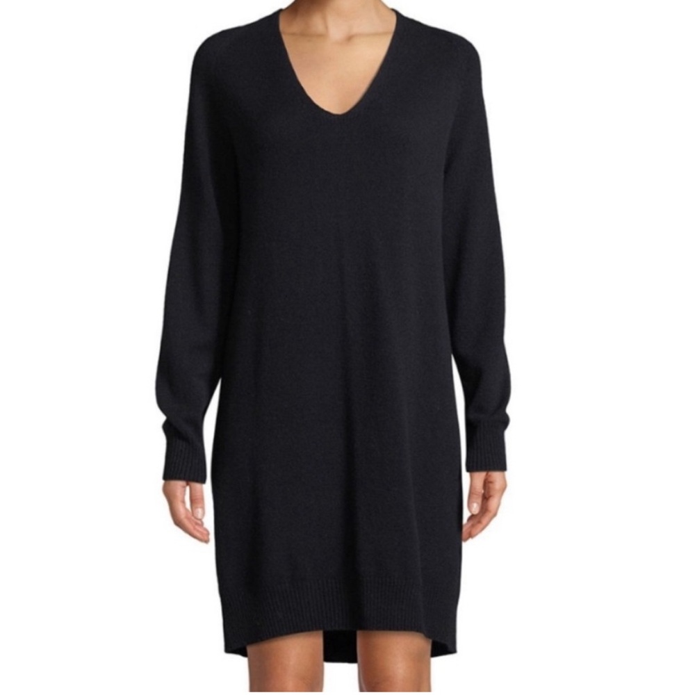 Vince Navy Blue V-Neck Sweater Dress